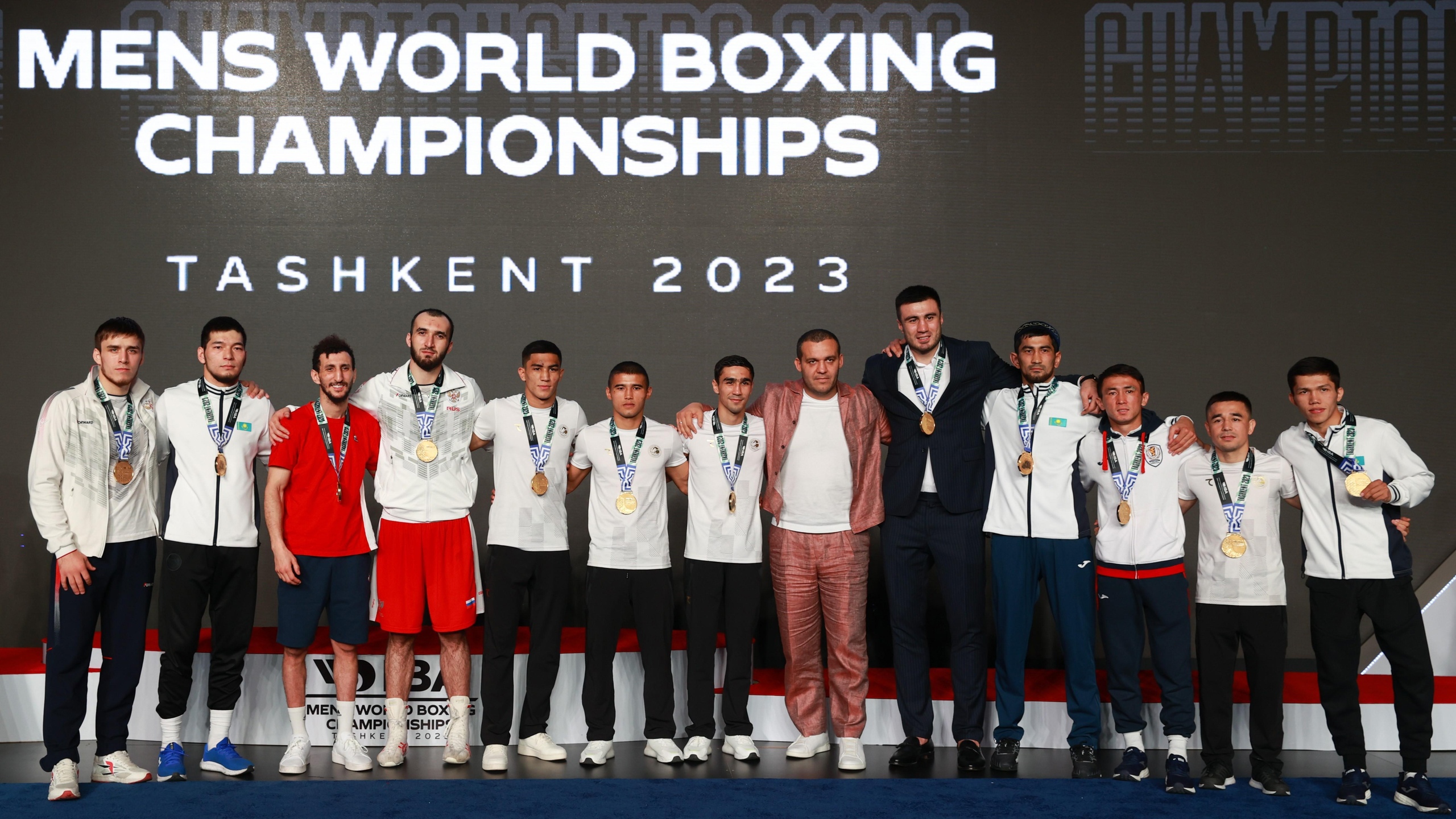 Поздравляем победителей и призеров Чемпионата Мира по боксу среди мужчин (19-40 лет)